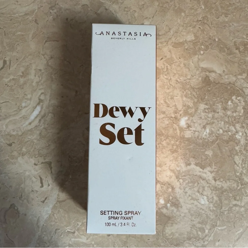 Anastasia Beverly Hills Dewy Set Setting Spray